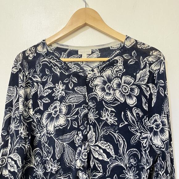 Garnet Hill Signature Eco Merino Wool Floral Cardigan Size L Button Down Fitted - Picture 3 of 7